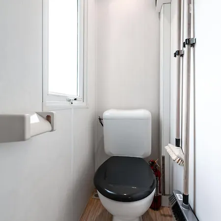 캠프장 Les Violettes 4*