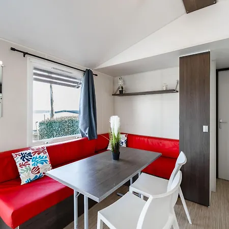 Les Violettes 캠프장