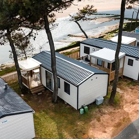 캠프장 Les Violettes 라포트 쉬르메르