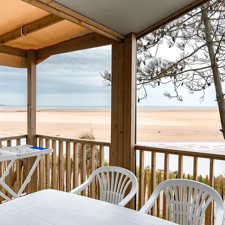 캠프장 Les Violettes 4*