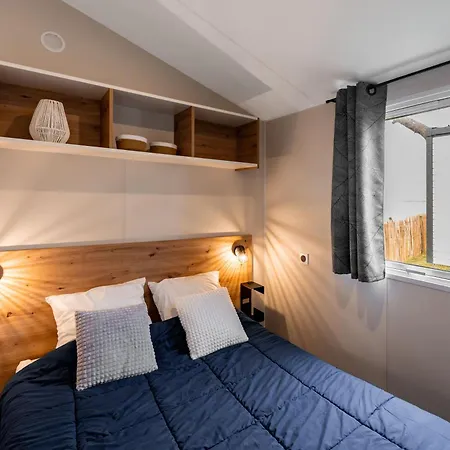 Les Violettes 캠프장 4*