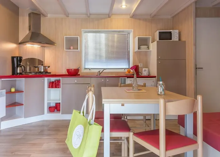 Kamp alanı Les Violettes